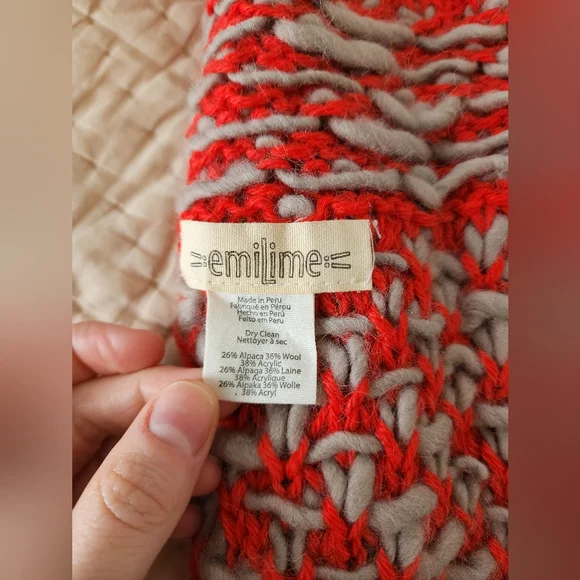 emiLime x UO Slub Knit Snood Scarf - Picture 5 of 9